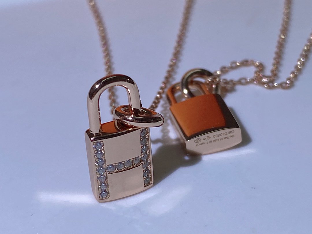 [Am jewelry]HM ADVANCED NICHE LOCK HEAD NECKLACE DIAMONDS