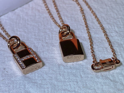 [Am jewelry]HM ADVANCED NICHE LOCK HEAD NECKLACE DIAMONDS
