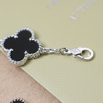 [Am jewelry] CLOVER 5 MOTIF ONYXS BRACELET COLLECTION