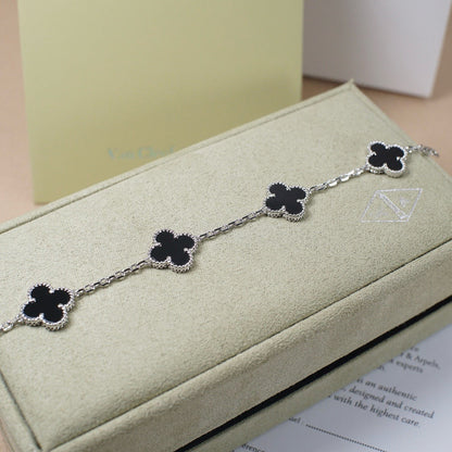 [Am jewelry] CLOVER 5 MOTIF ONYXS BRACELET COLLECTION