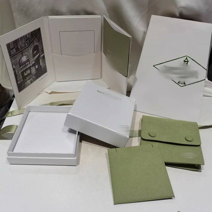 [Am jewelry]VA CLOVER BRACELET NECKLACE RING BOX GIFT BAG