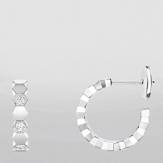 [Am jewelry]Hollow Design Four-Leaf Clover Flower Shape Ring