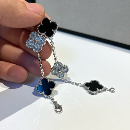 [Am jewelry] CLOVER 5 MOTIF ONYXS BRACELET COLLECTION