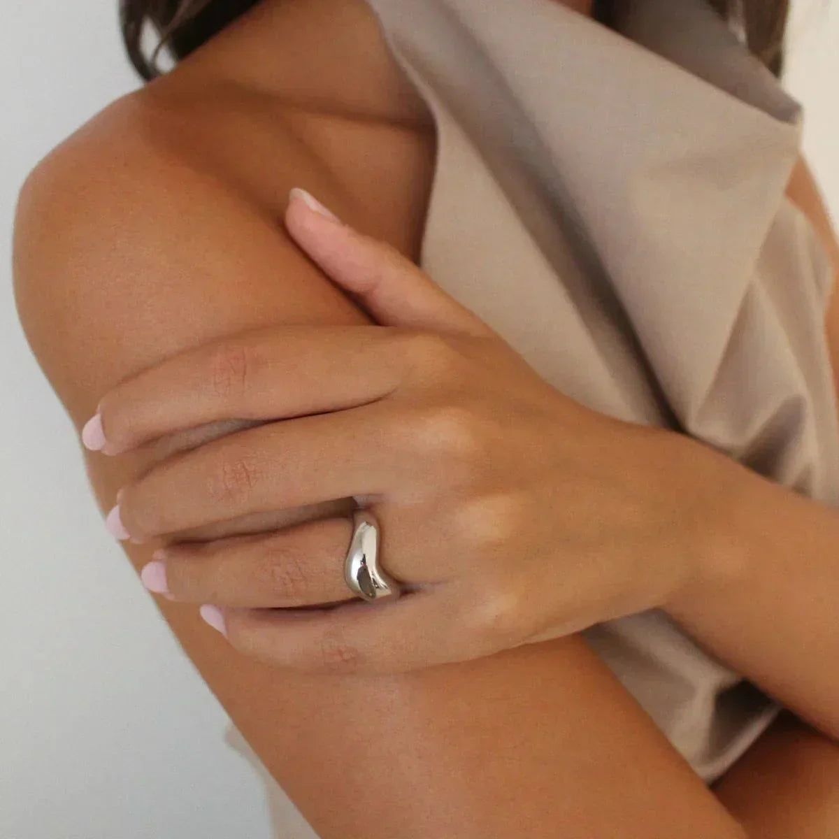 [AM Jewels]Lana Formless Gold Ring