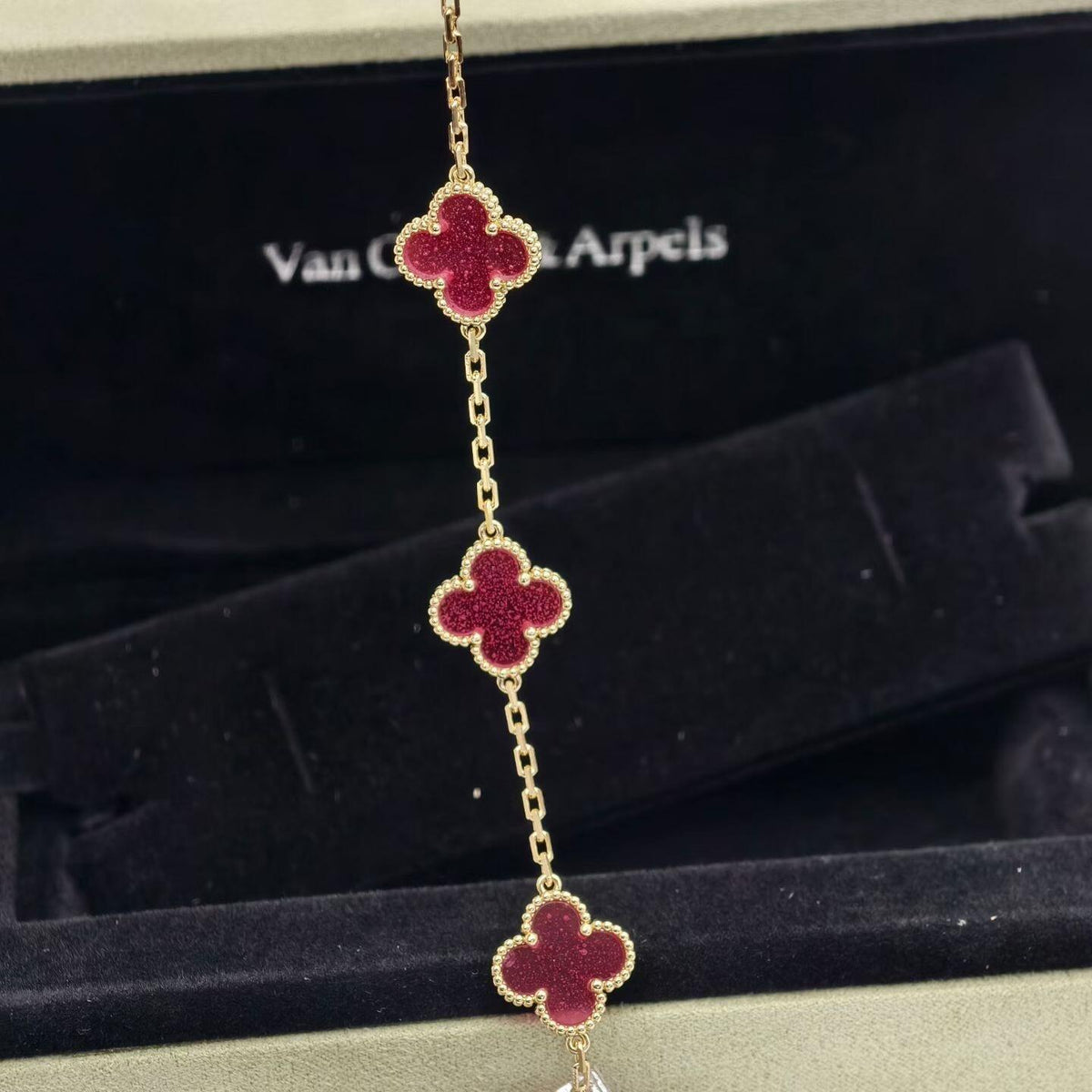 [AM Jewels]NEW CLOVER 5 MOTIFS PINK ENAMEL BRACELET