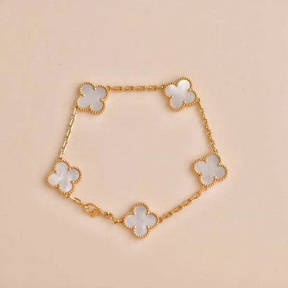 [Am jewelry]CLOVER WHITE PEARL MOP 5 MOTIF BRACELET COLLECTION