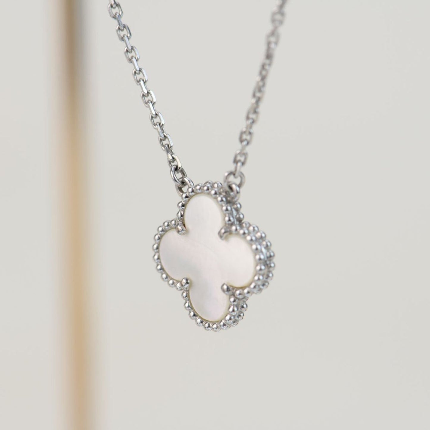 [Am jewelry]CLOVER  15MM WHITE MOTHER-OF-PEARL SILVER