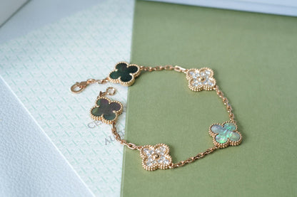 [Am jewelry] CLOVER 5 MOTIF GRAY MOP BRACELET COLLECTION