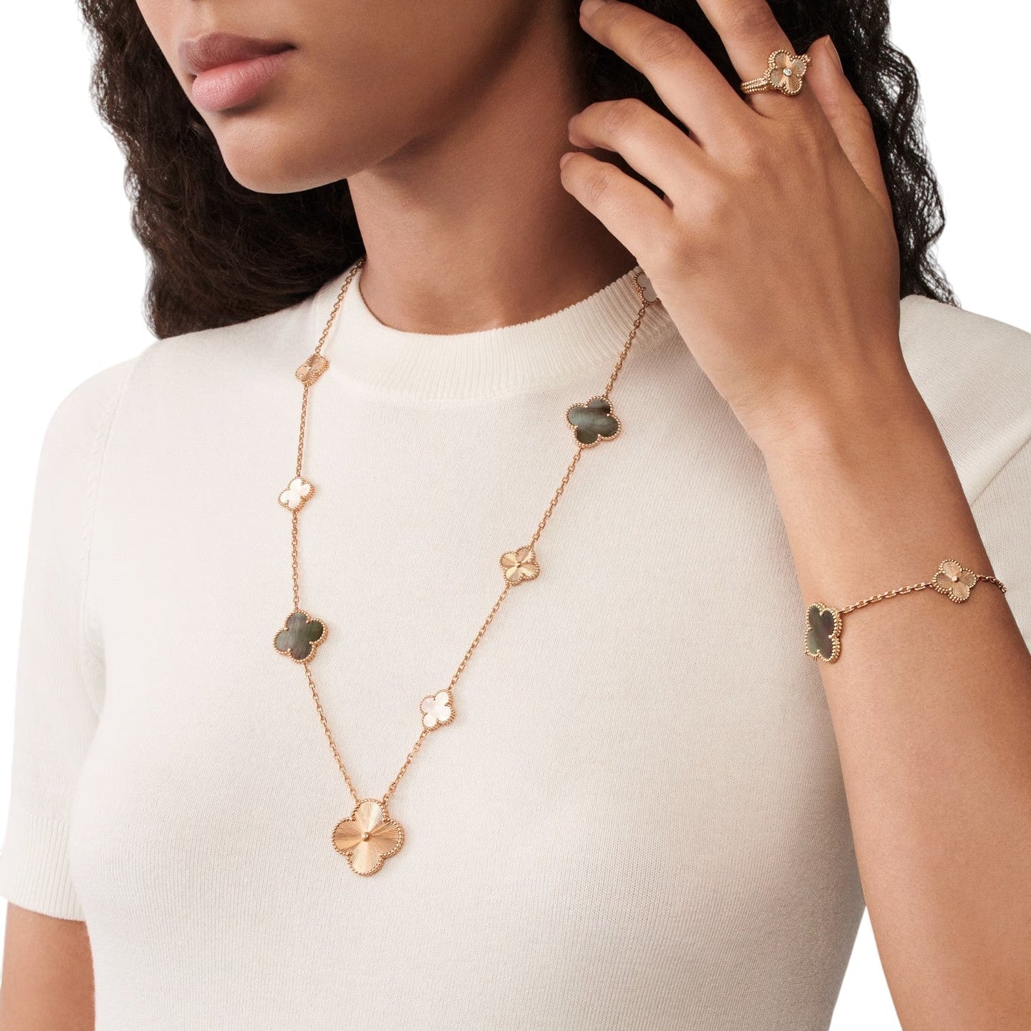 [Am jewelry]DETACHABLE CLOVER 15(11+4) FLOWER ROSE GOLD NECKLACE SET