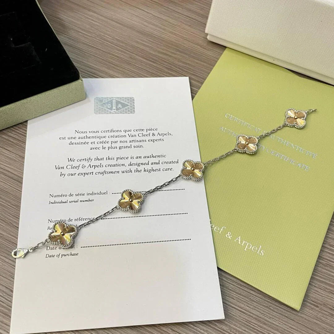 [Am jewelry] CLOVER 5 MOTIF LASER BRACELET COLLECTION