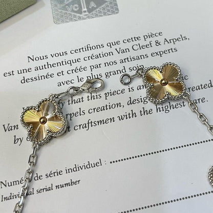 [Am jewelry]CLOVER  5 MOTIFS  CHRISTMAS LIMITED EDITION BRACELET