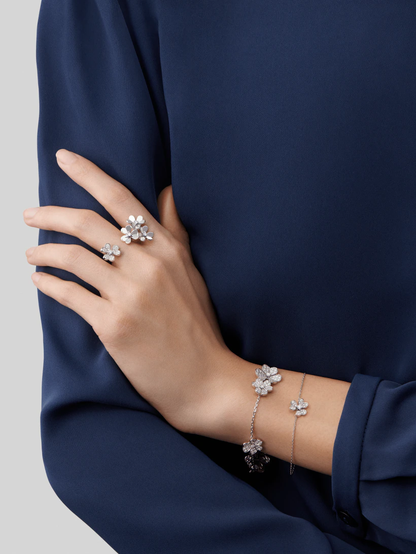 [Am jewelry]FRIVOLE SILVER FLOWER DIAMOND BRACELET