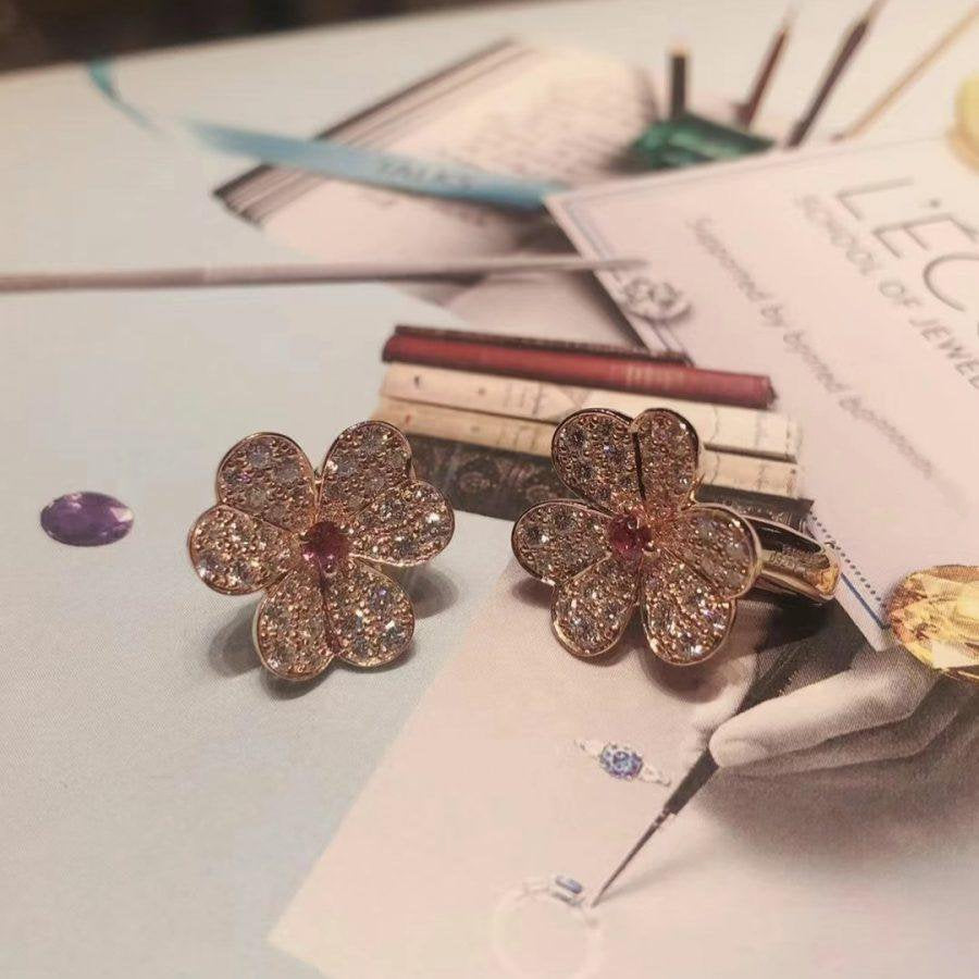 [Am jewelry]FRIVOLE PINK GOLD FLOWER DIAMOND EARRINGS