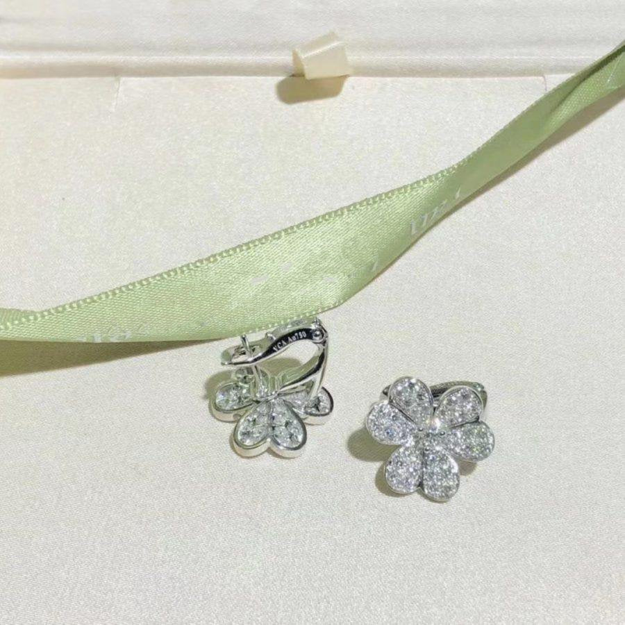 [Am jewelry]FRIVOLE SILVER FLOWER DIAMOND EARRINGS