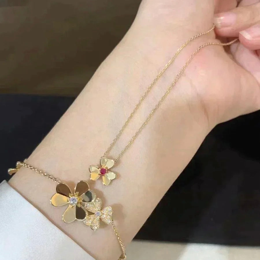 [Am jewelry]FRIVOLE GOLD FLOWER NECKLACE