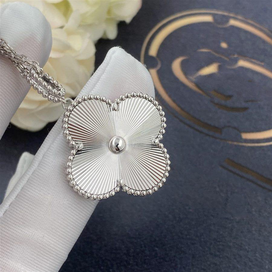 [Am jewelry]CLOVER 25MM SILVER BIG CLOVER NECKLACE