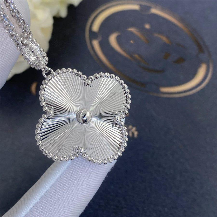 [Am jewelry]CLOVER 25MM SILVER BIG CLOVER NECKLACE