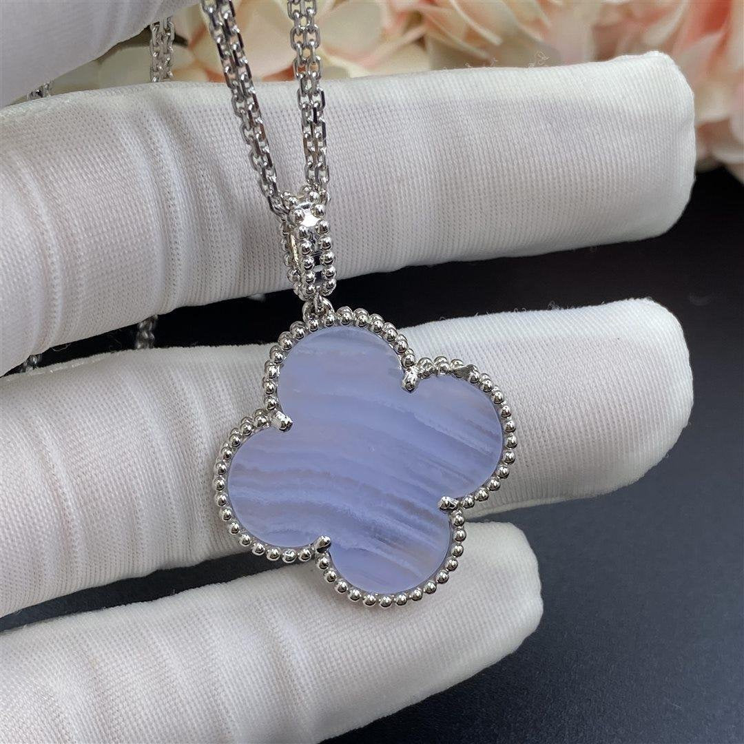 [Am jewelry]CLOVER SILVER CHALCEDONY BIG CLOVER NECKLACE