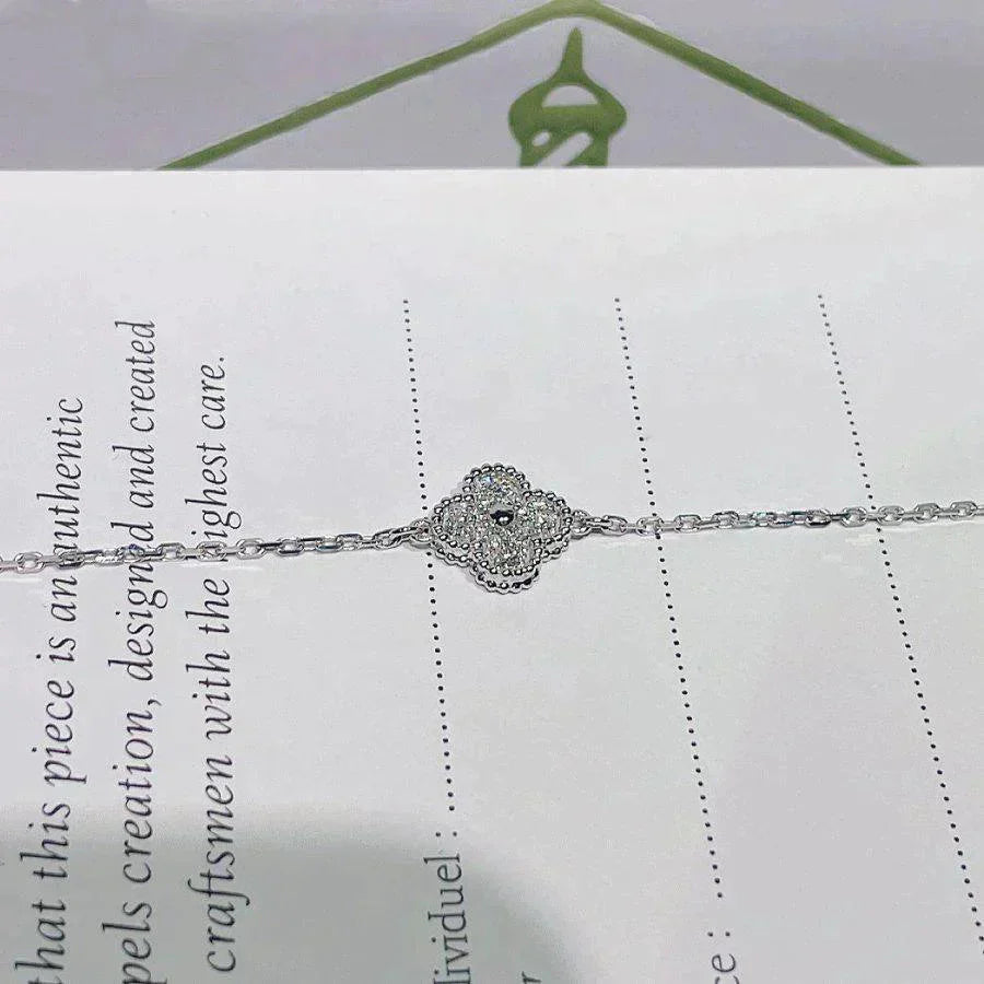 [Am jewelry]CLOVER  SINGLE FLOWER BRACELET SILVER