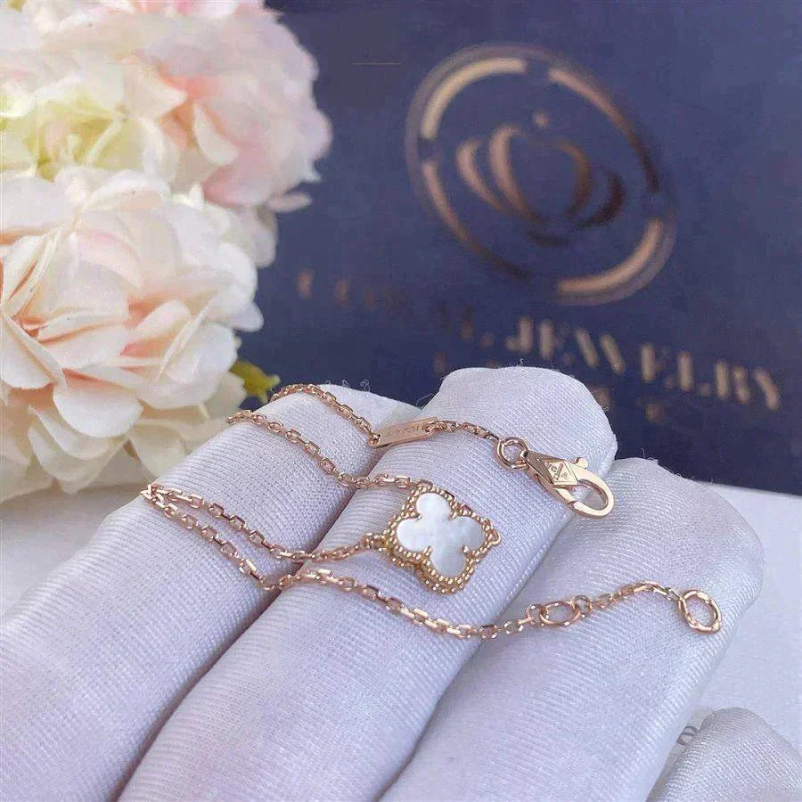 [Am jewelry]CLOVER WHITE MOP SINGLE FLOWER BRACELET