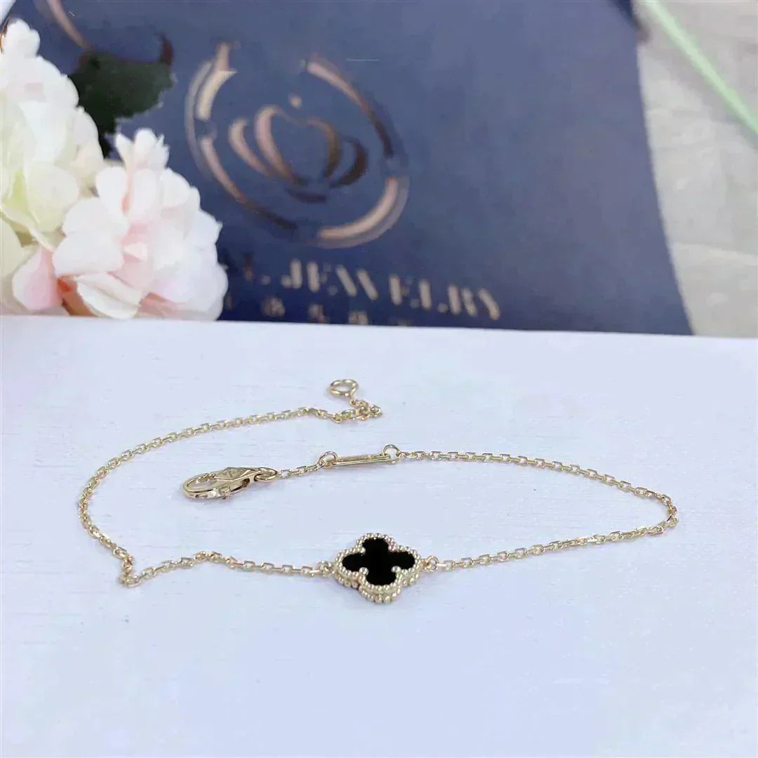 [Am jewelry]CLOVER ONYX SINGLE FLOWER BRACELET