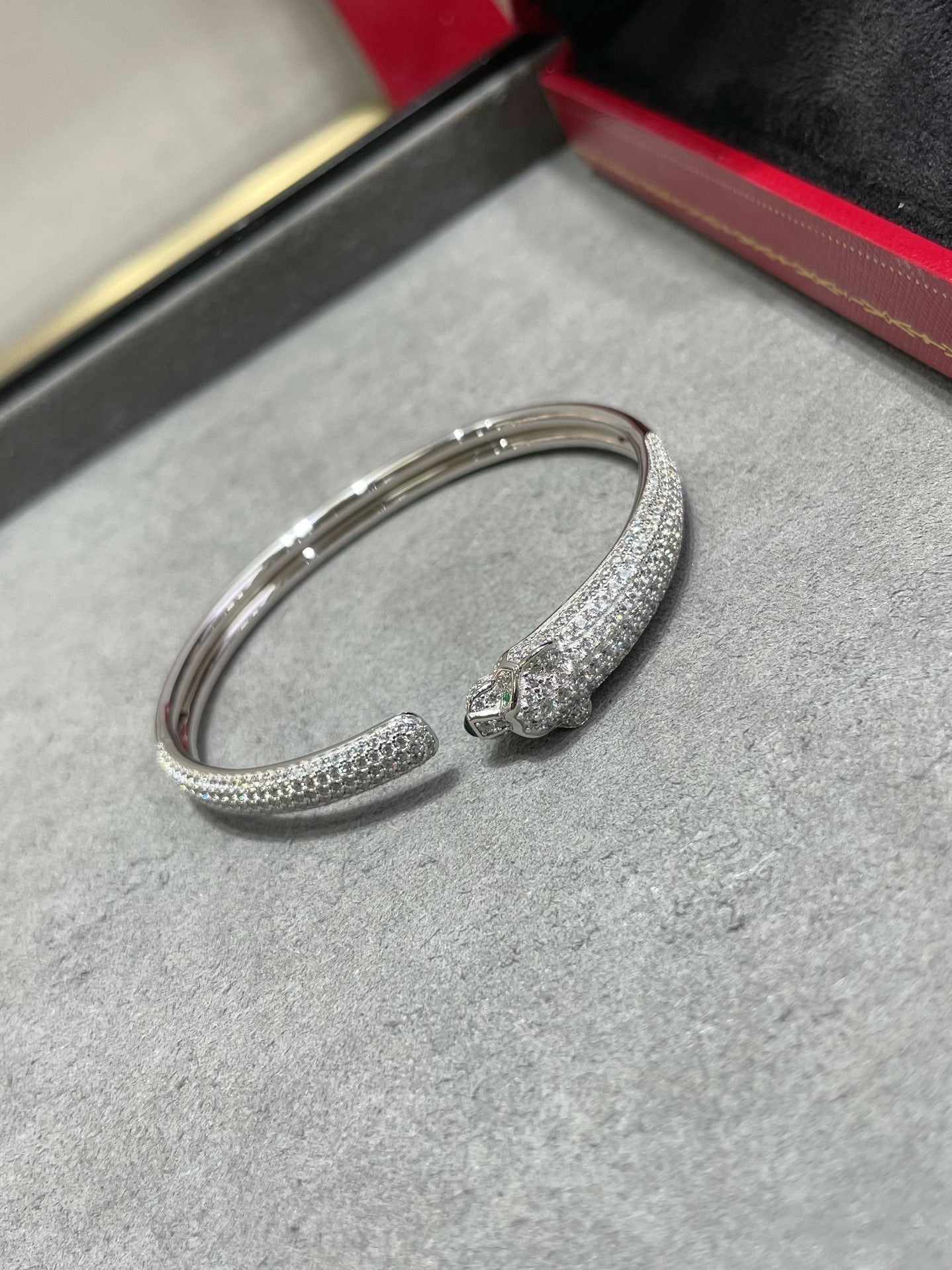 [Am jewelry]PANTHERE FULL DIAMOND OPEN BRACELET