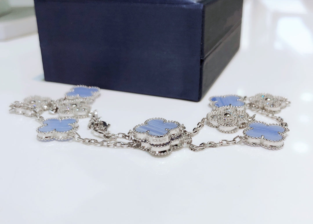 [Am jewelry]CLOVER 10 MOTIFS CHALCEDONY DIAMONDS SILVER NECKLACE